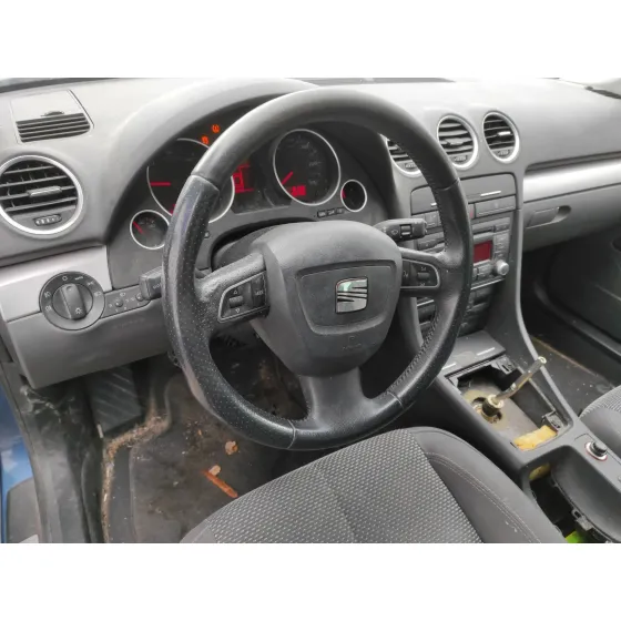 SEAT EXEO ST (3R5)(2009>) '2012 2.0 TDI AZUL MARINO
