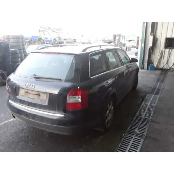 AUDI A4 AVANT (B5) '2002 1.6 NEGRO