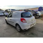 RENAULT CLIO III RENAULT CLIO III '2013 * BLANCO -CLIENTE ENVIA FACTURA 2005