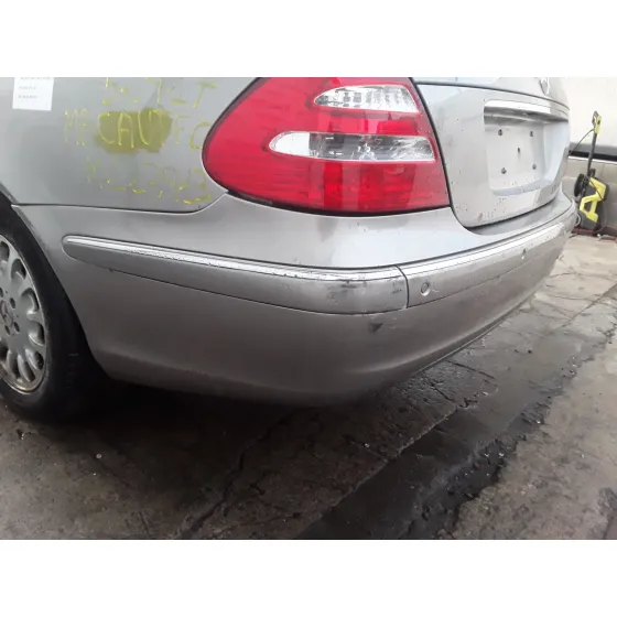 MERCEDES CLASE E (W211) BERLINA '2002 2.6 CAT PLATA