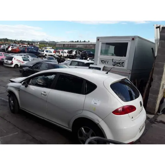 SEAT LEON (1P1) '2008 STYLANCE / STYLE BLANCO