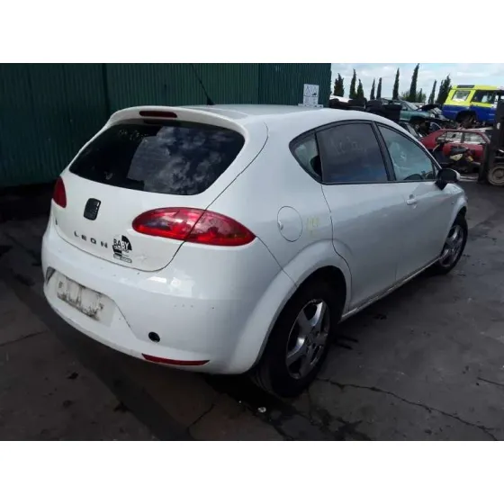 SEAT LEON (1P1) '2008 STYLANCE / STYLE BLANCO