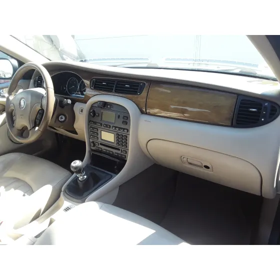 JAGUAR X-TYPE '2003 2.5 V6 24V CAT GRIS