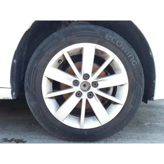 VOLKSWAGEN POLO (6C1) '2015 HIGHLINE BLUEMOTION BLANCO