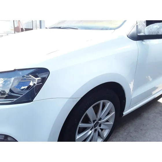 VOLKSWAGEN POLO (6C1) '2015 HIGHLINE BLUEMOTION BLANCO