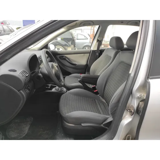 SEAT TOLEDO (1M2) '2004 * PLATA