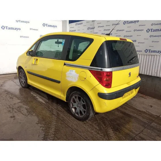 PEUGEOT 1007 '2005 * AMARILLO