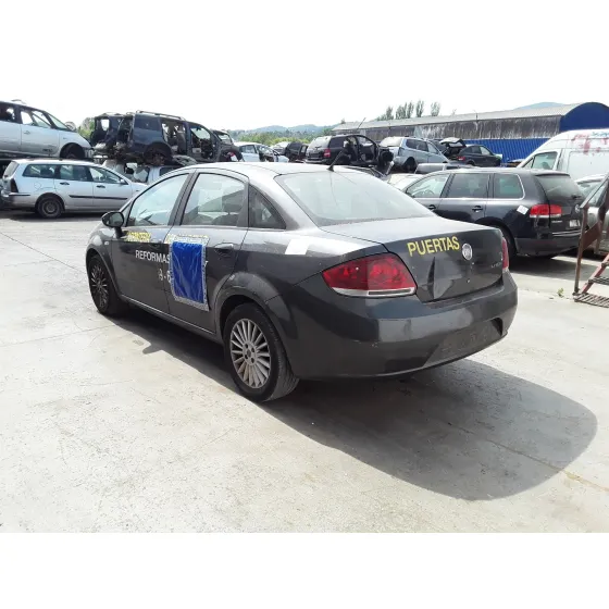 FIAT LINEA (110) '2009 * GRIS OSCURO
