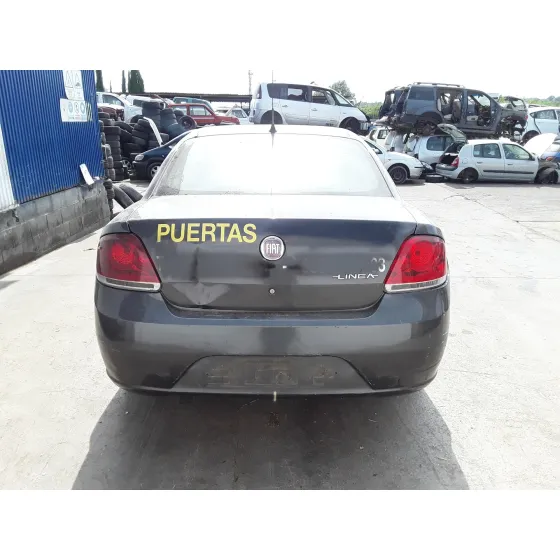 FIAT LINEA (110) '2009 * GRIS OSCURO