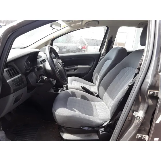 FIAT LINEA (110) '2009 * GRIS OSCURO