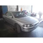 VOLVO S60 BERLINA VOLVO S60 BERLINA '2004 2.4 DIESEL CAT PLATA 2000