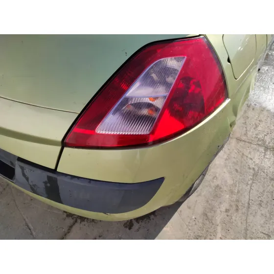 RENAULT MEGANE II BERLINA 5P '2003 1.5 DCI DIESEL DORADO