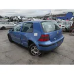VOLKSWAGEN GOLF IV BERLINA (1J1) VOLKSWAGEN GOLF IV BERLINA (1J1) '2002 1.9 TDI AZUL 1997