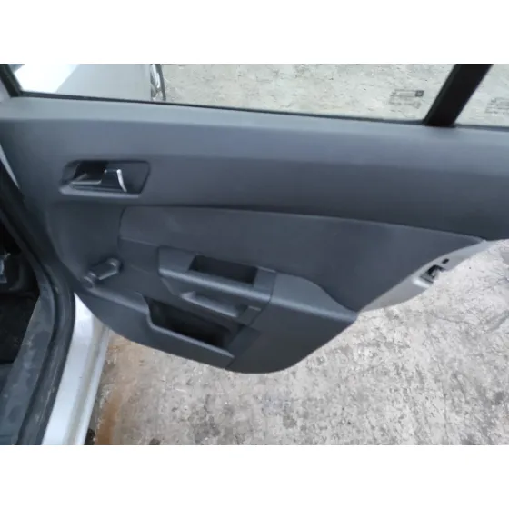 OPEL ASTRA H BERLINA '2004 1.7 16V CDTI PLATA