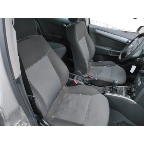 OPEL ASTRA H BERLINA '2004 1.7 16V CDTI PLATA