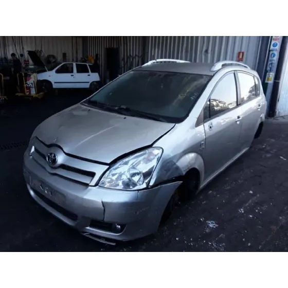 TOYOTA COROLLA VERSO (R1) '2005 2,2 D-4D SPORT PLATA