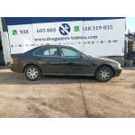 BMW 5 (E39)  2000