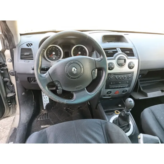 Renault MEGANE II COUPE-CABRIOLET (EM0/1_) 2003
