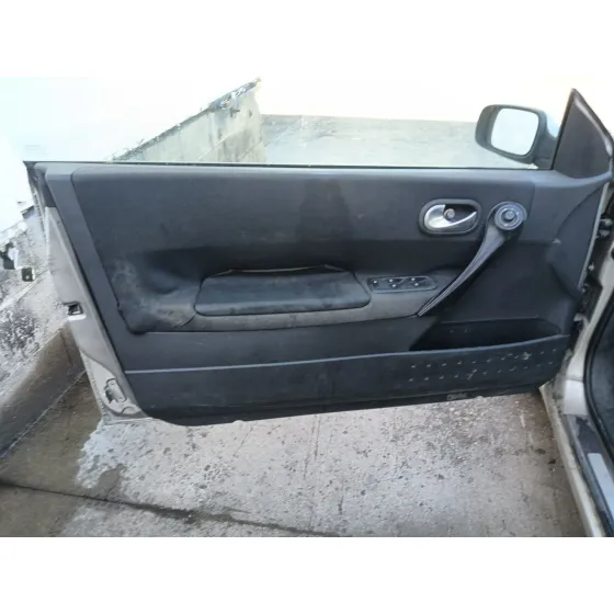 Renault MEGANE II COUPE-CABRIOLET (EM0/1_) 2003