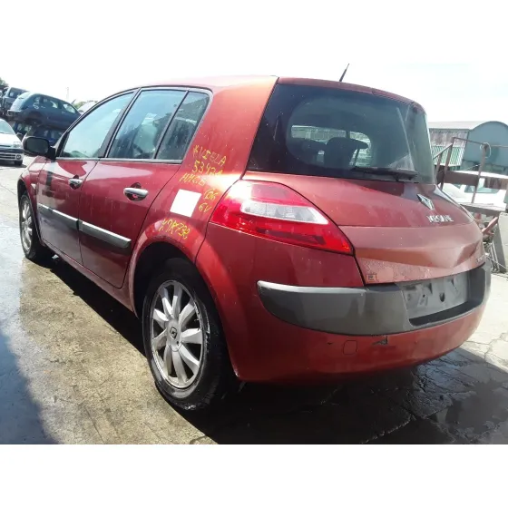 RENAULT MEGANE II BERLINA 5P '2006 1.5 DCI DIESEL GRANATE