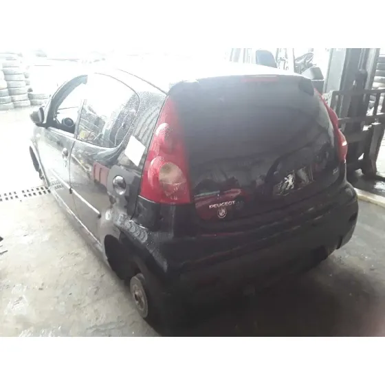 PEUGEOT 107 '2006 1.0 CAT (384F) NEGRO