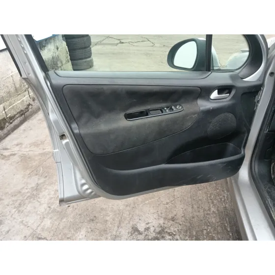 Peugeot 207/207+ (WA_, WC_) 2008