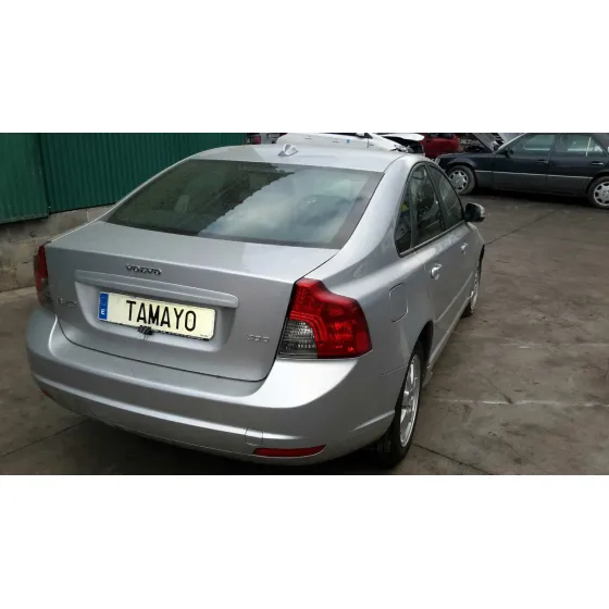 VOLVO S40 BERLINA '2008 2.0 DIESEL CAT GRIS