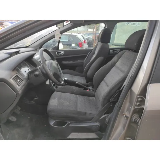 PEUGEOT 307 BREAK / SW (S1) '2004 1.6 16V CAT MARRON