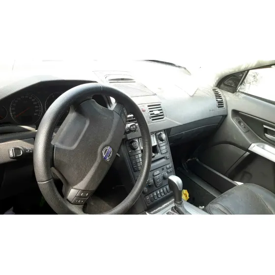 VOLVO XC90 '2005 2.4 DIESEL CAT GRIS OSCURO