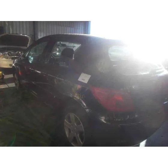 PEUGEOT 307 (S1) '2005 1.6 HDI NEGRO