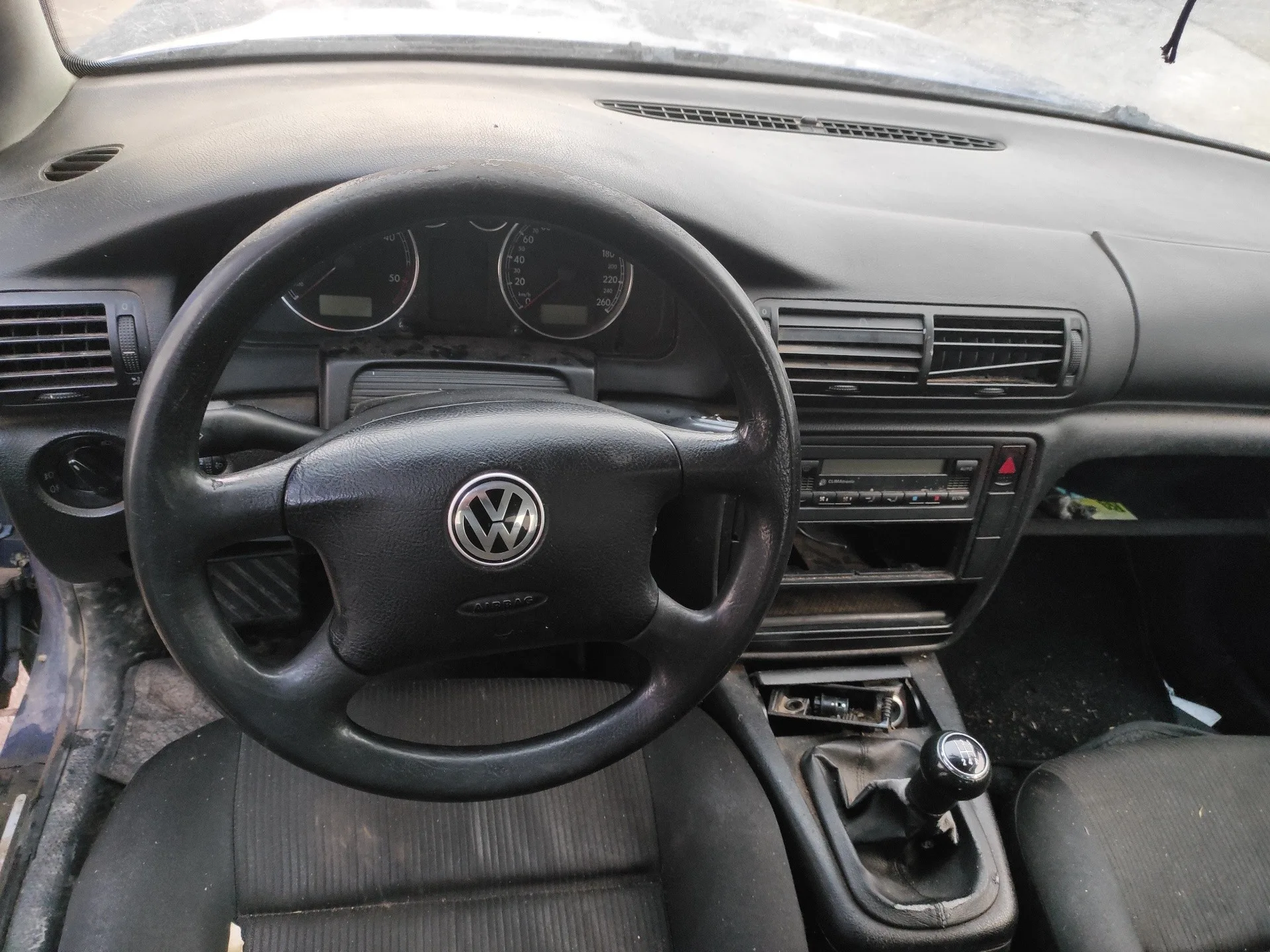 VOLKSWAGEN PASSAT BERLINA (3B3) '2002 * AZUL