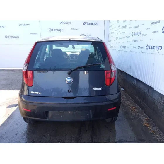 FIAT PUNTO BERLINA (188) '2004 1.2 CAT NEGRO
