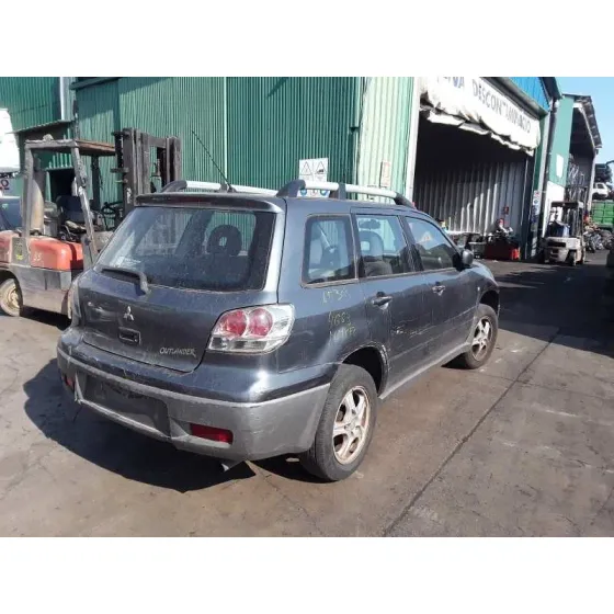 MITSUBISHI OUTLANDER (CU0W) '2004 2.0 CAT GRIS OSCURO