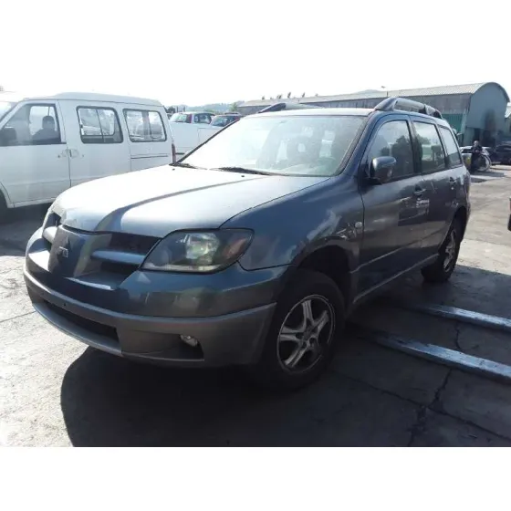 MITSUBISHI OUTLANDER (CU0W) '2004 2.0 CAT GRIS OSCURO