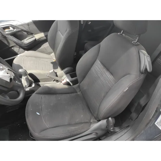 PEUGEOT 208 '2016 1.2 12V E-VTI NEGRO