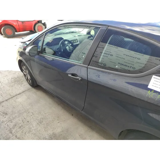 PEUGEOT 208 '2016 1.2 12V E-VTI NEGRO