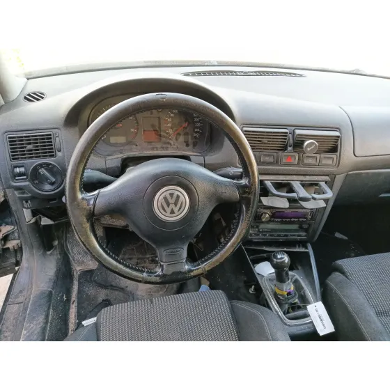 Volkswagen GOLF IV (1J1) 2000