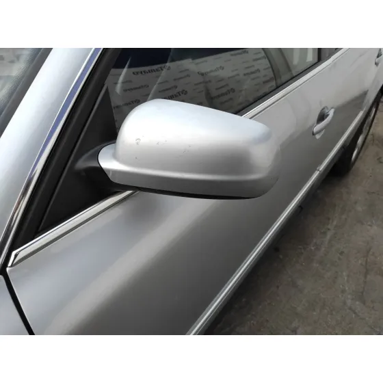 VOLKSWAGEN PASSAT BERLINA (3B3) '2003 1.9 TDI PLATA