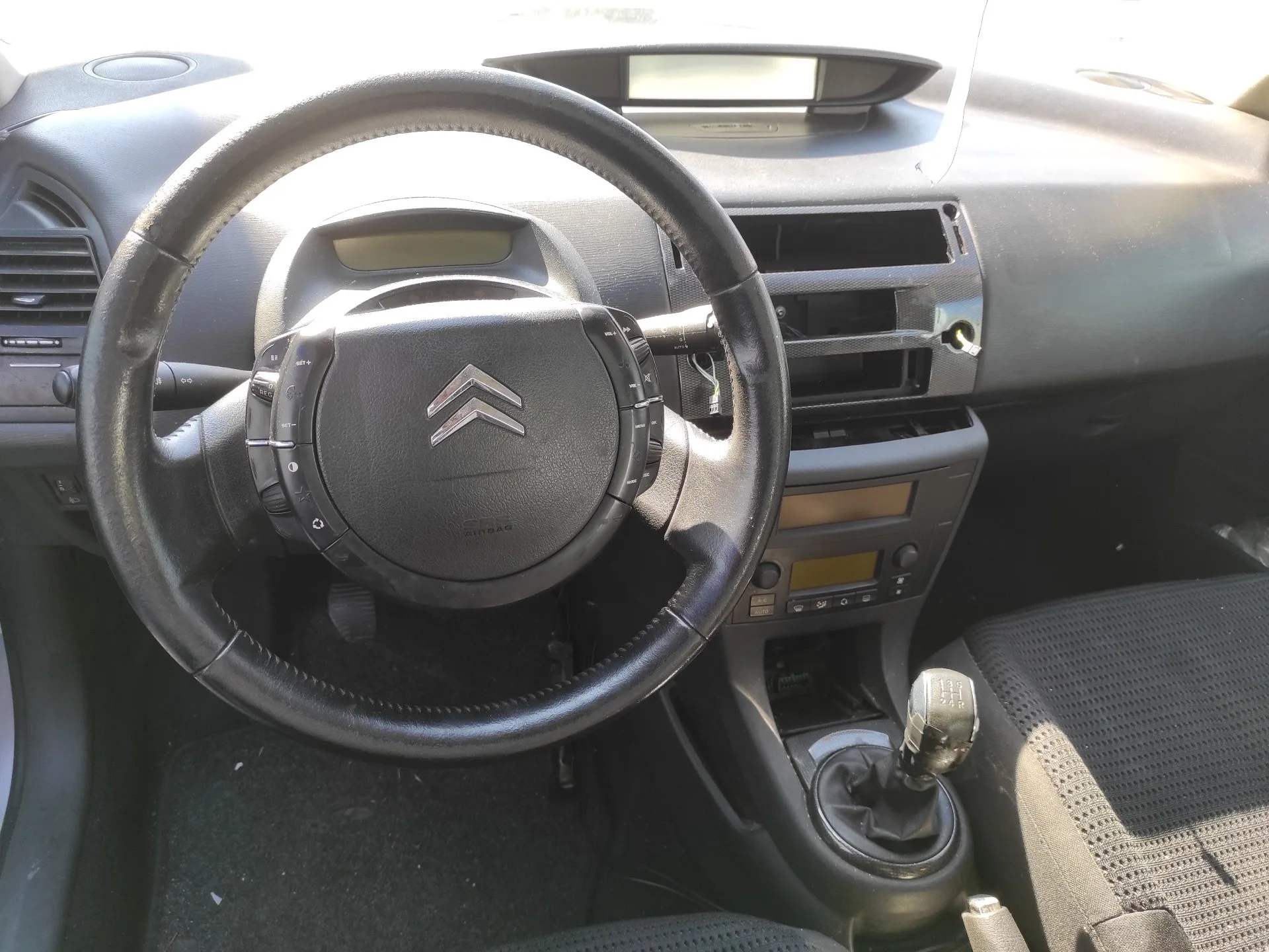 CITROEN C4 COUPE '2006 1.6 16V HDI FAP PLATA