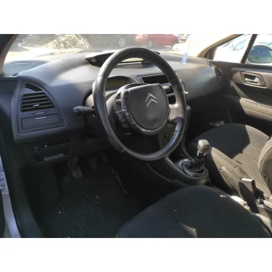 CITROEN C4 COUPE '2006 1.6 16V HDI FAP PLATA