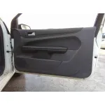 FORD FOCUS BERLINA (CAP) FORD FOCUS BERLINA (CAP) '2005 1.6 16V CAT BLANCO 2004