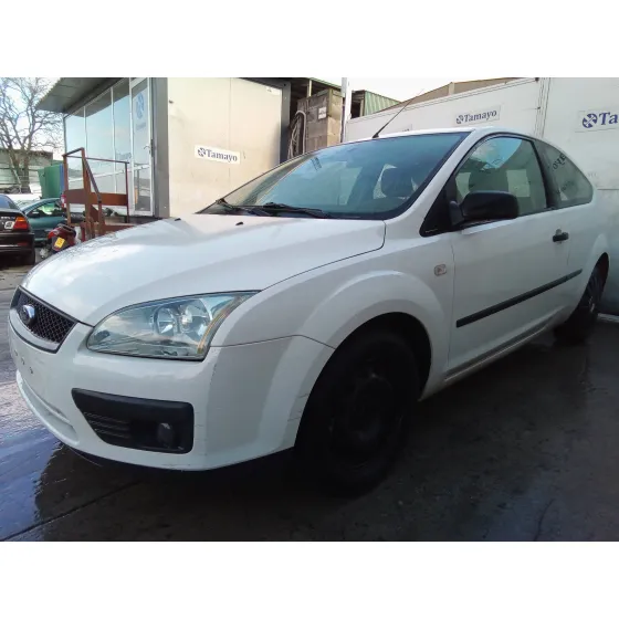 FORD FOCUS BERLINA (CAP) '2005 1.6 16V CAT BLANCO