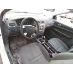 FORD FOCUS BERLINA (CAP) FORD FOCUS BERLINA (CAP) '2005 1.6 16V CAT BLANCO 2004