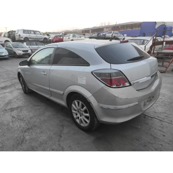 OPEL ASTRA GTC '2007 1.6 16V PLATA