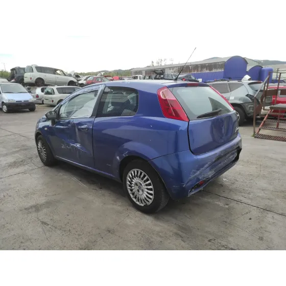FIAT GRANDE PUNTO (199) '2005 1.3 16V MULTIJET DYNAMIC (55KW) AZUL FRANCIA