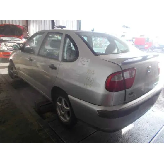 SEAT CORDOBA BERLINA (6K2) '2002 1.4 16V PLATA