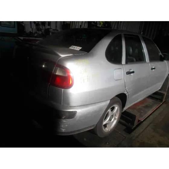 SEAT CORDOBA BERLINA (6K2) '2002 1.4 16V PLATA