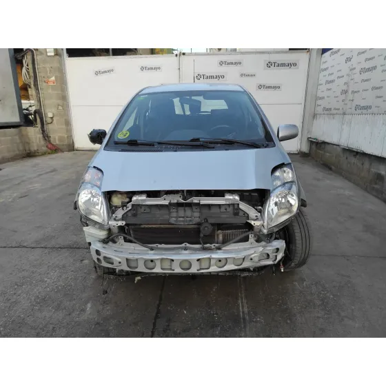 TOYOTA YARIS '2010 * PLATA