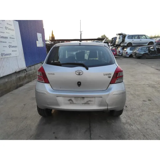 TOYOTA YARIS '2010 * PLATA