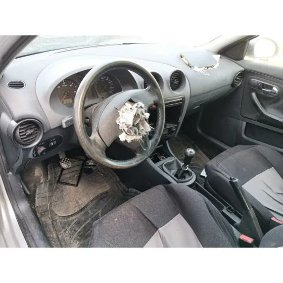 Seat IBIZA III (6L1) 2002